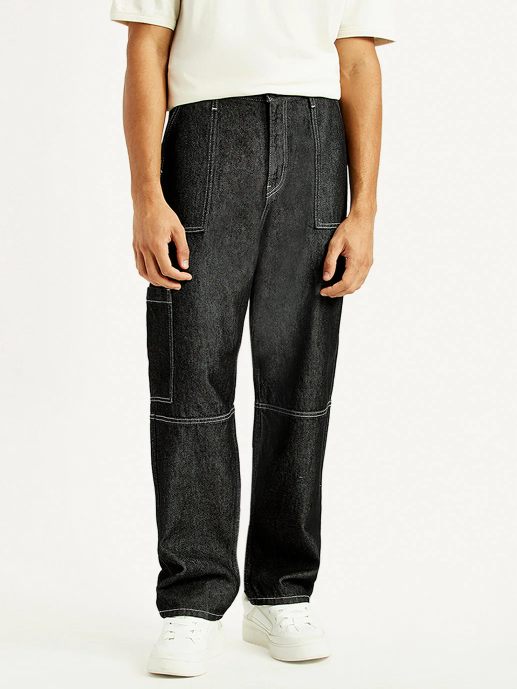 Men's 568 Black Loose Fit Mid Rise Jeans - Image 2