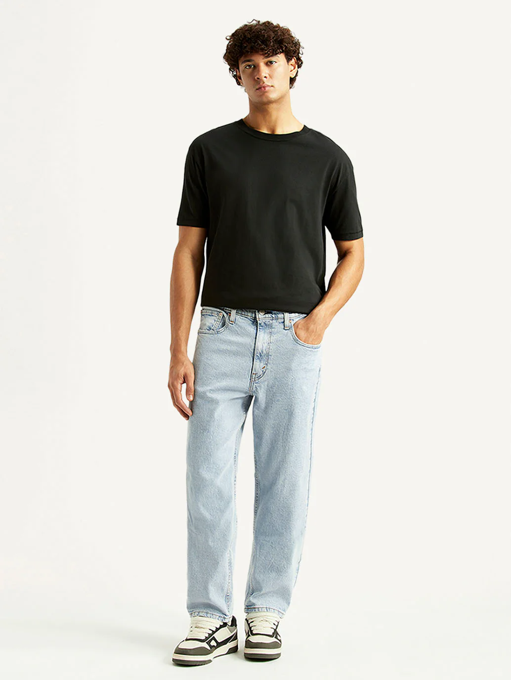 Men's 568 Light Indigo Loose Fit Mid Rise Jeans