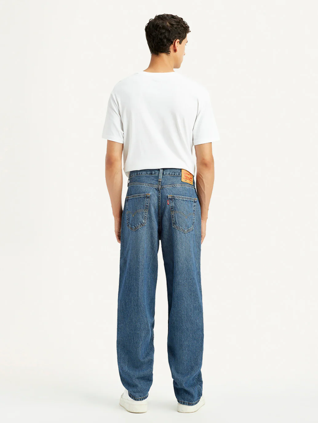 Men's 568 Med Indigo Loose Fit Mid Rise Jeans - Image 3