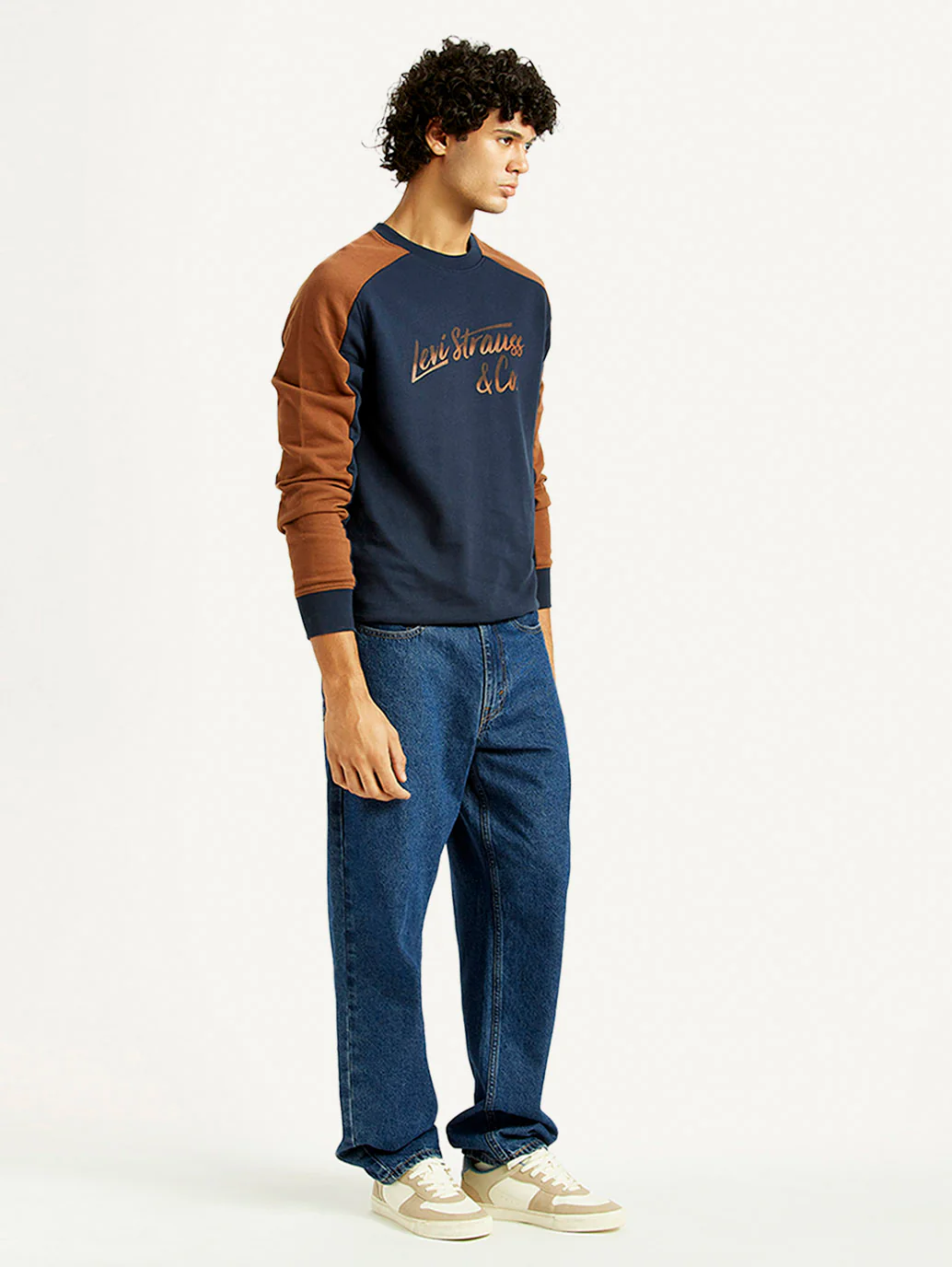 Men's 568 Med Indigo Loose Fit Mid Rise Jeans - Image 7
