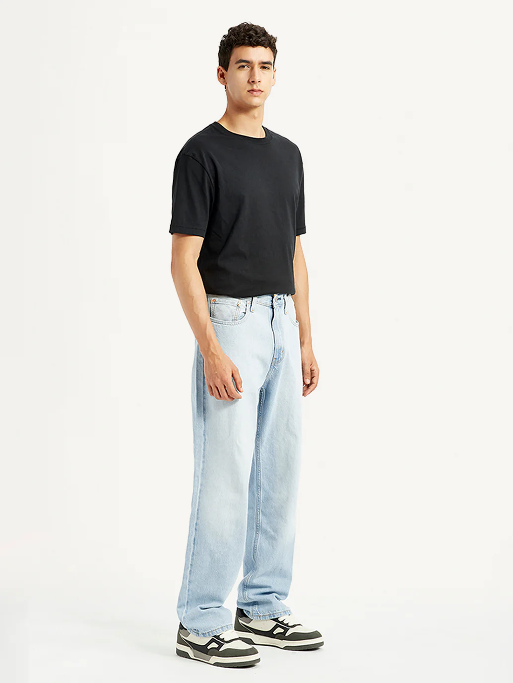 Men's 568 Light Indigo Loose Fit Mid Rise Jeans - Image 6