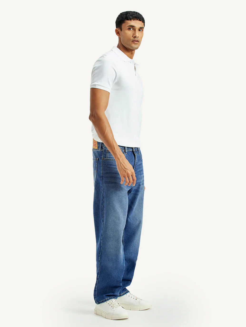 Men's 568 Indigo Loose Fit Mid Rise Jeans - Image 3