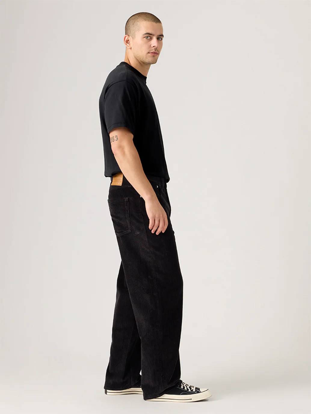 Men's 578 Black Loose Fit Mid Rise Corduroy Jeans - Image 2