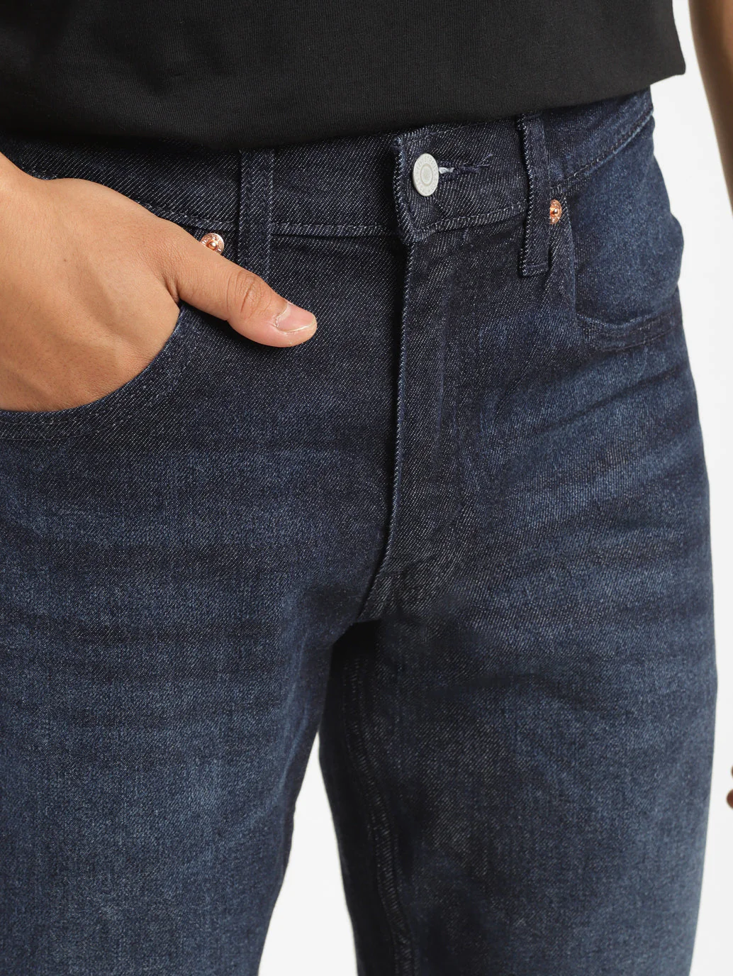 Men's 65504 Indigo Skinny Fit Mid Rise Jeans - Image 5