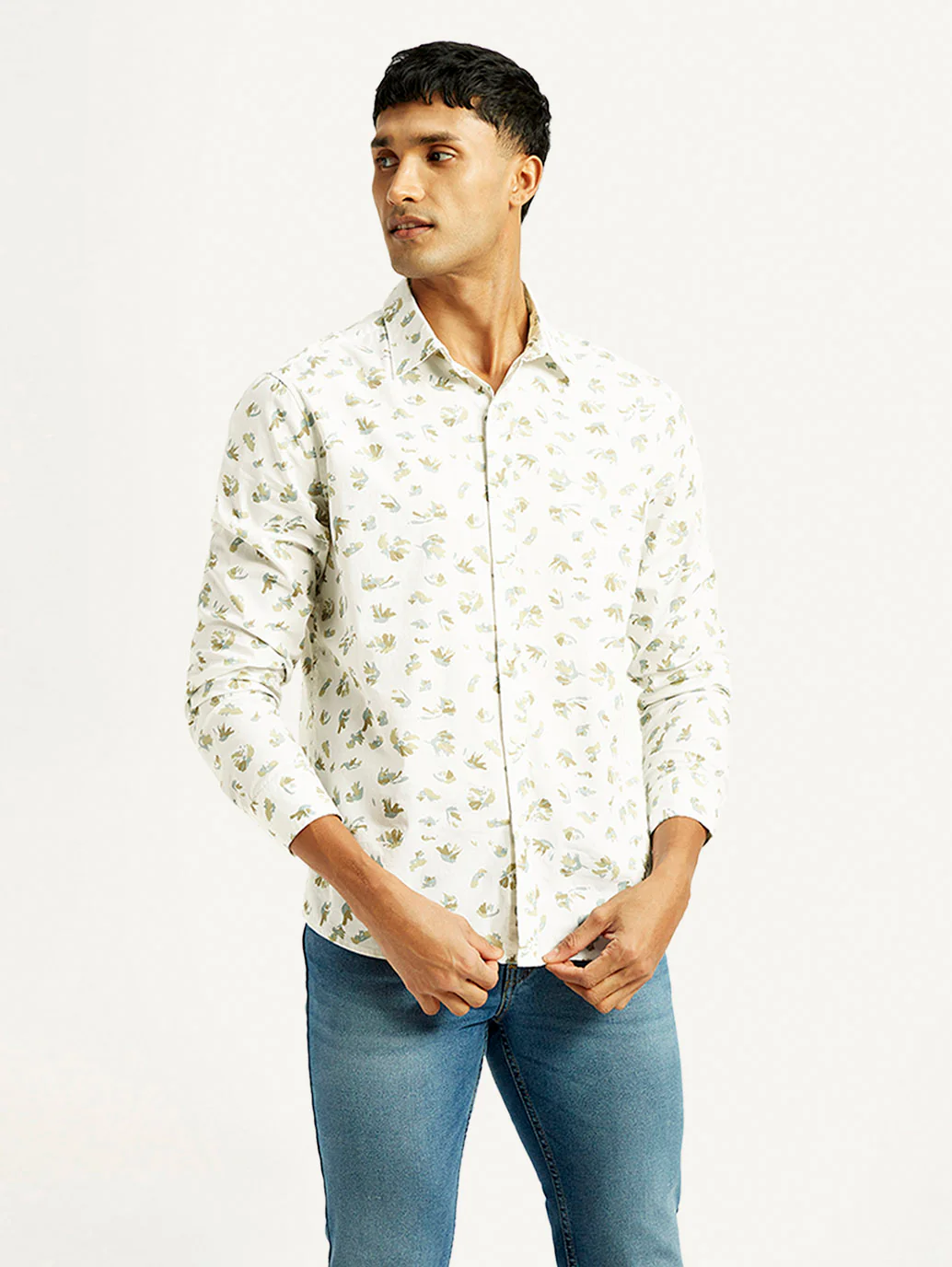 Men's Abstract Print Slim Fit Shirt - Image 2