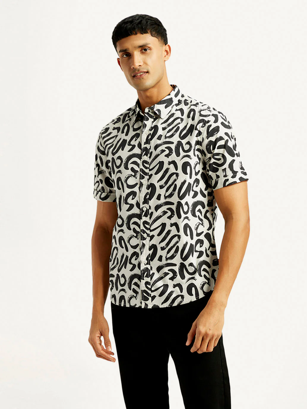 Men's Abstract Print Slim Fit Shirt - Image 2