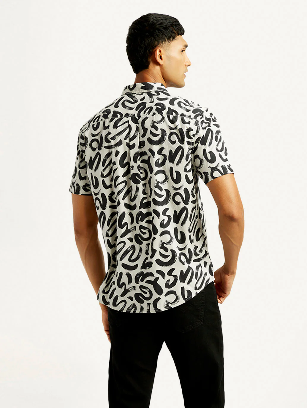 Men's Abstract Print Slim Fit Shirt - Image 3