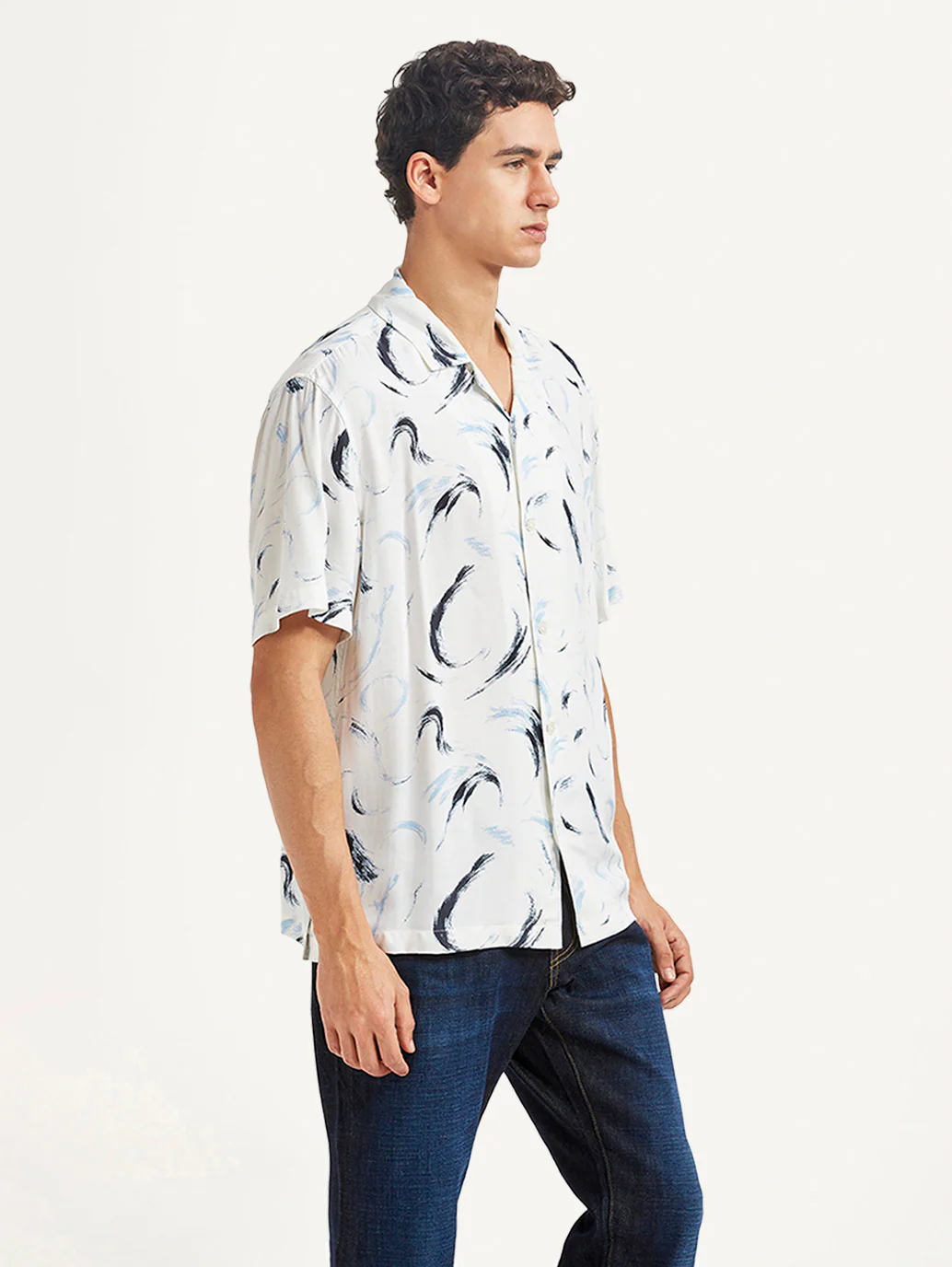 Men's Abstract Print White Relaxed Fit Camp Shirt - Image 5