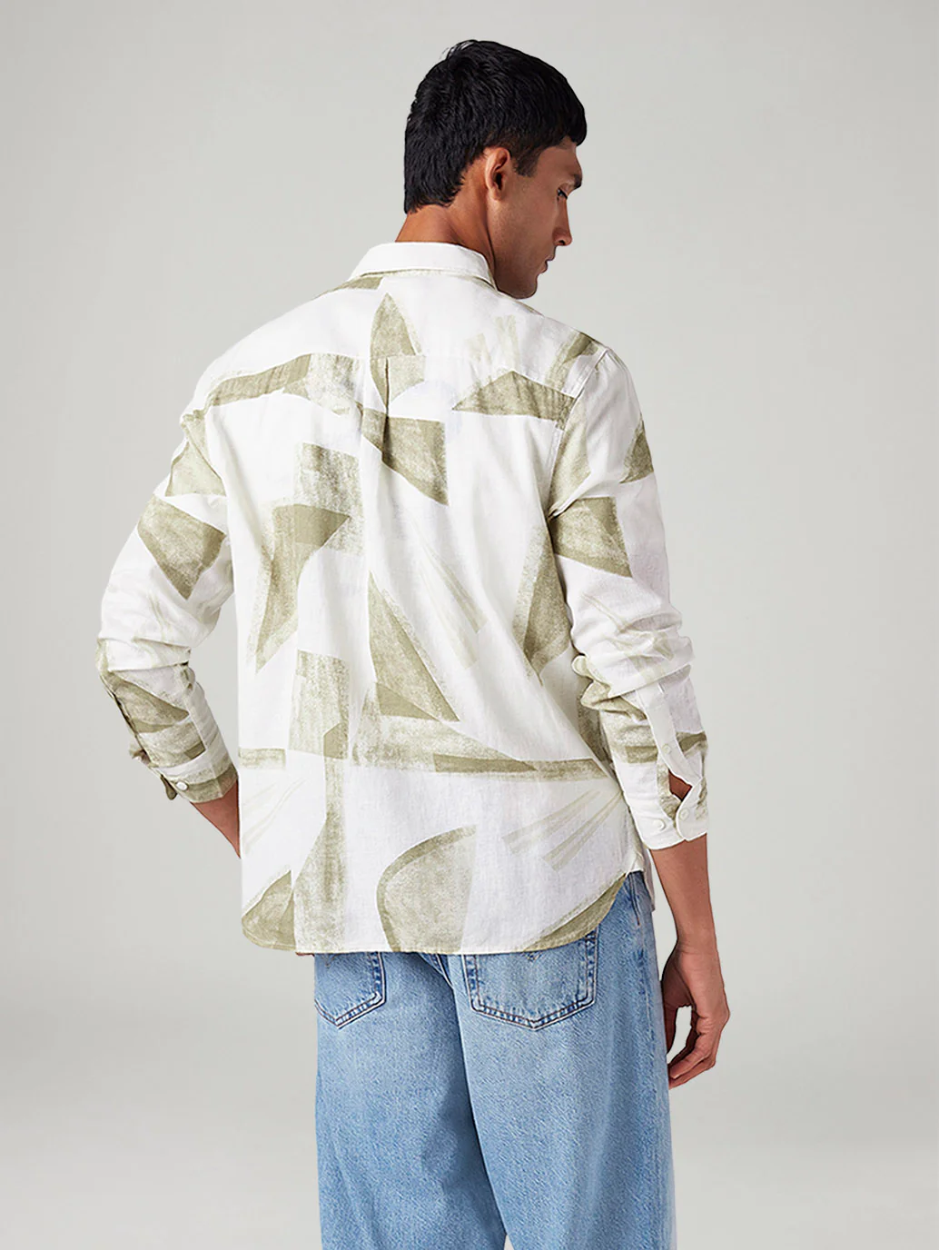 Men's Abstract Slim Fit Linen Shirt - Image 3