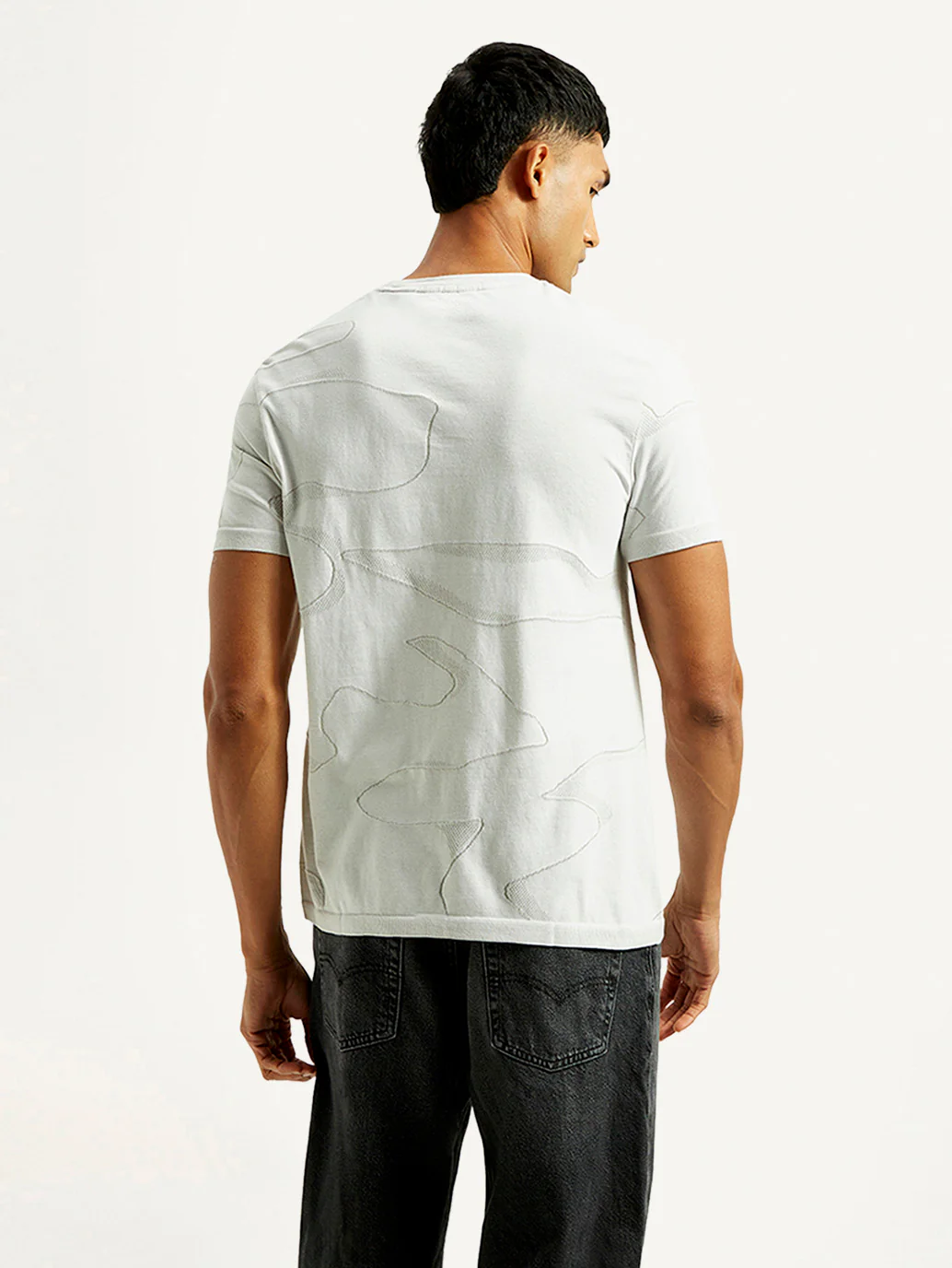 Men's Abstract White Slim Fit T-shirt - Image 3