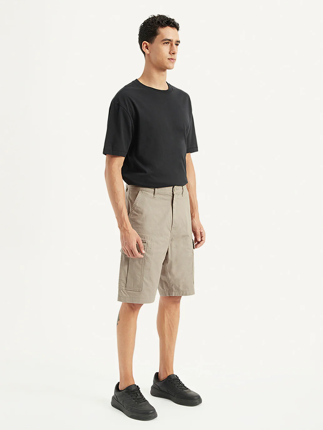 Men's Beige Cargo Fit Shorts - Image 6