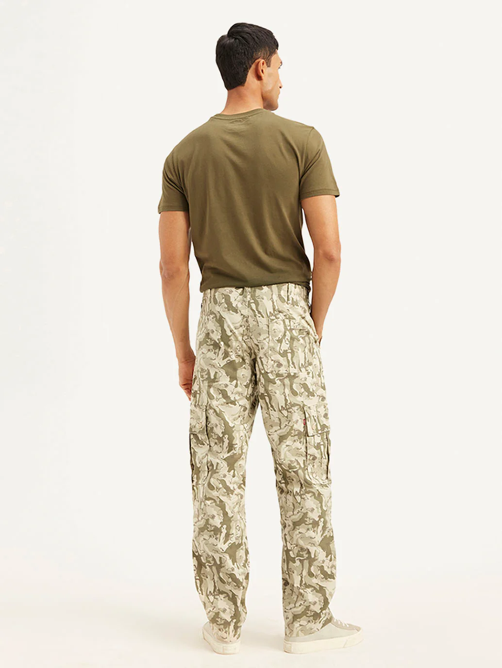 Men's Beige Loose Fit Cargo Trousers - Image 3