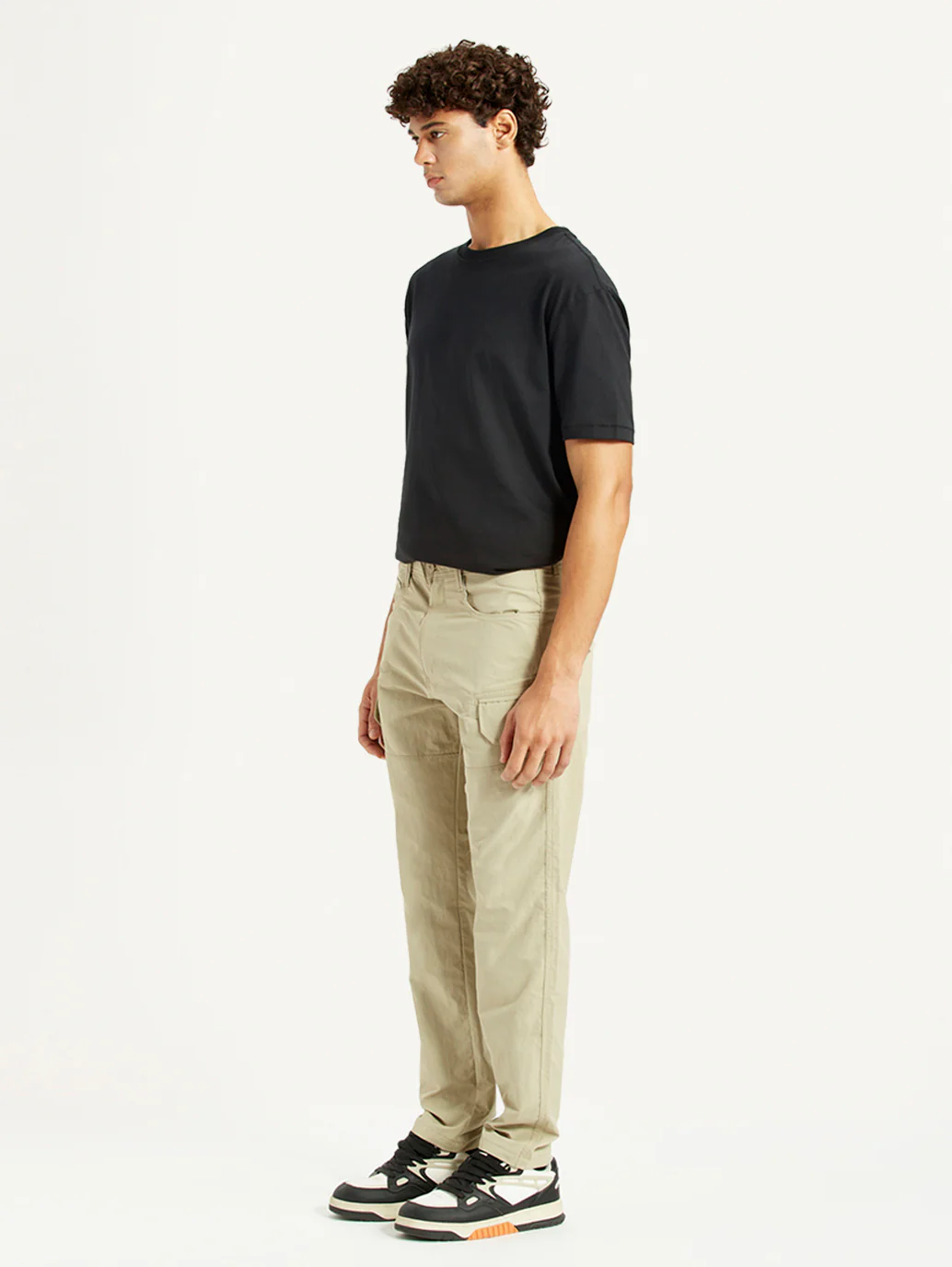 Men's Beige Slim Fit Mid Rise Cargo Trousers - Image 5
