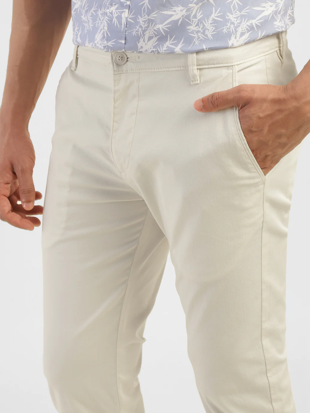 Men's Beige Slim Fit Chinos - Image 4