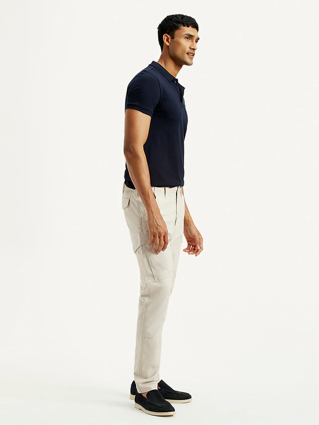 Men's Off White Slim Fit Mid Rise Cargo Trousers - Image 5