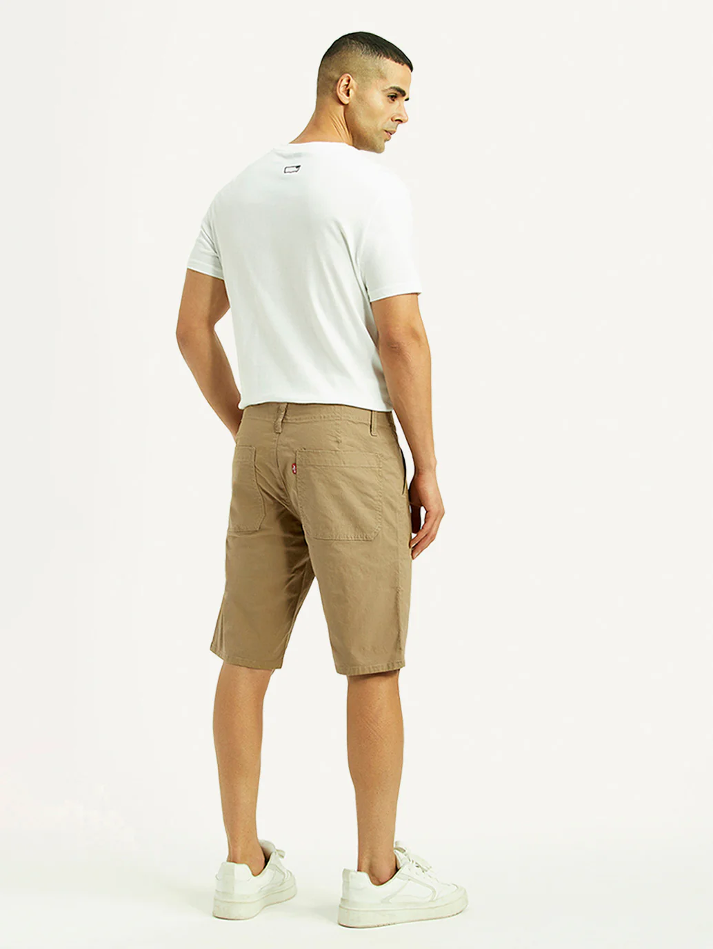 Men's Beige Tapered Fit Mid Rise Shorts - Image 4