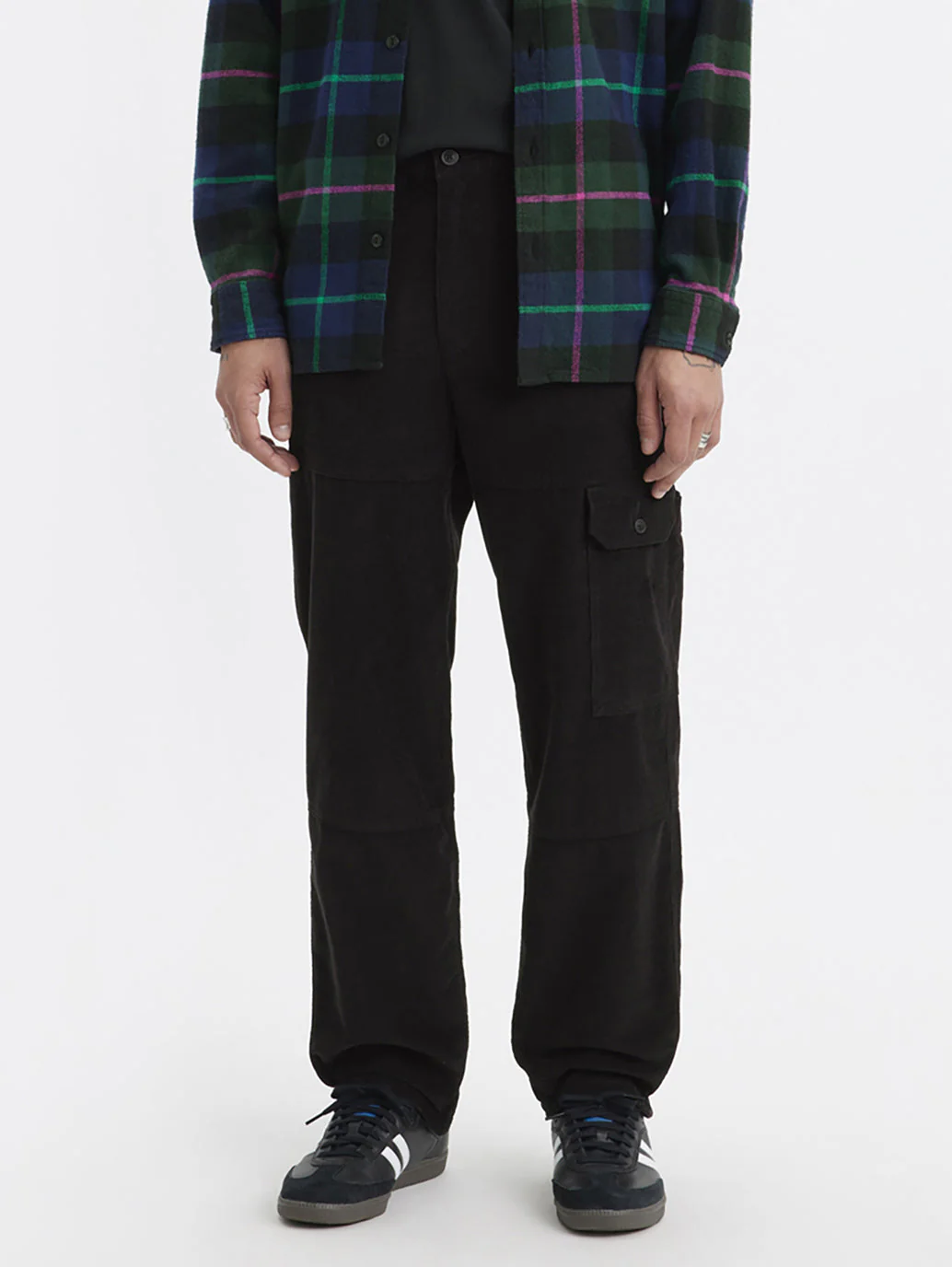 Men's Black Cargo Fit Trousers - Image 2