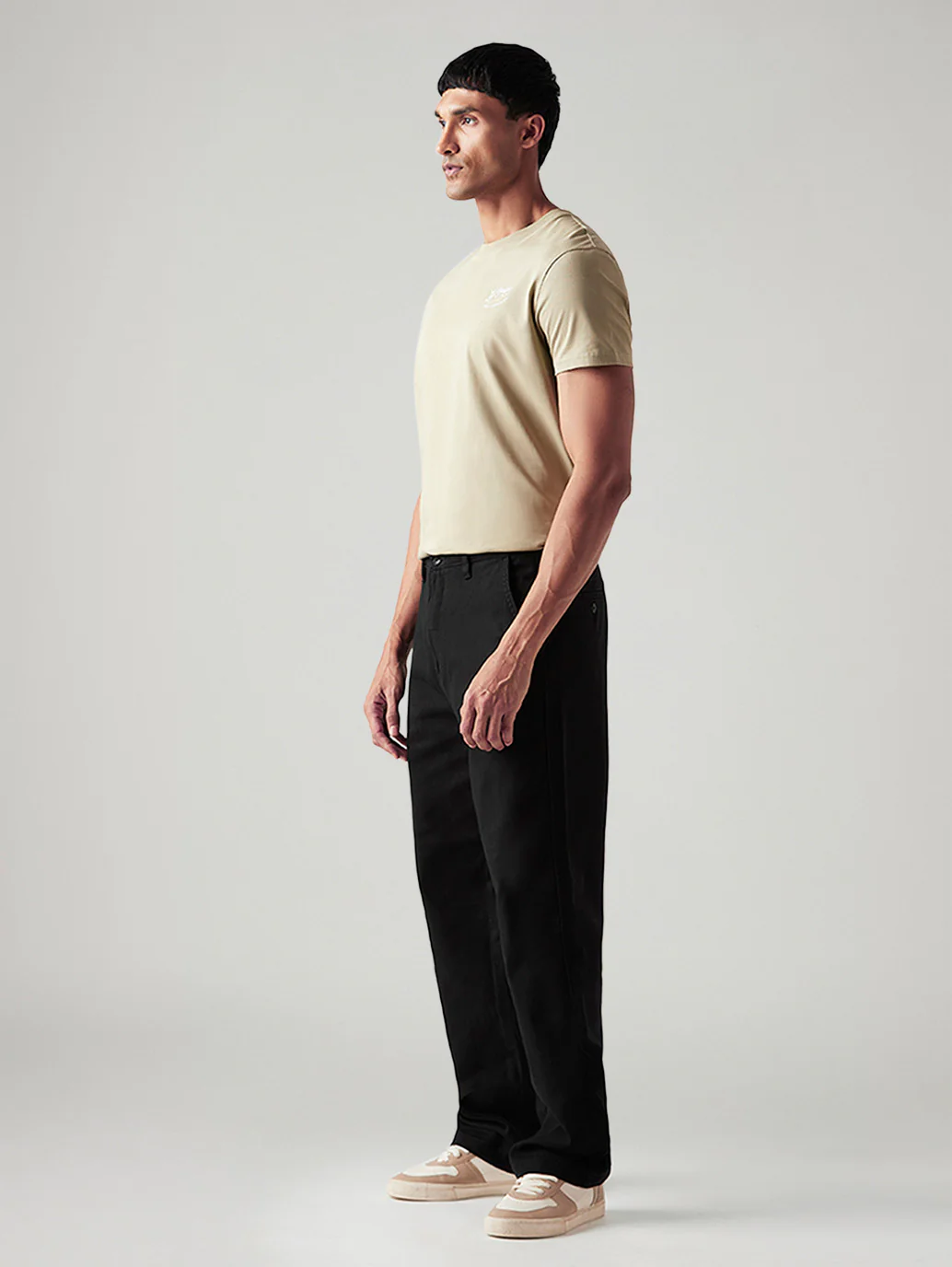 Men's Black Loose Fit Mid Rise Chinos - Image 5