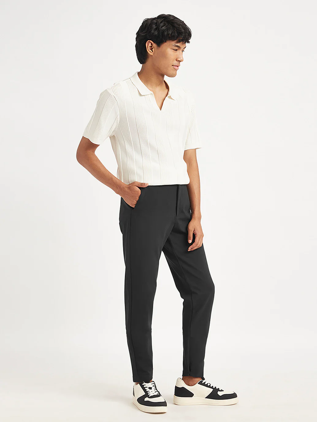 Men's Black Regular Fit Trousers - Image 3