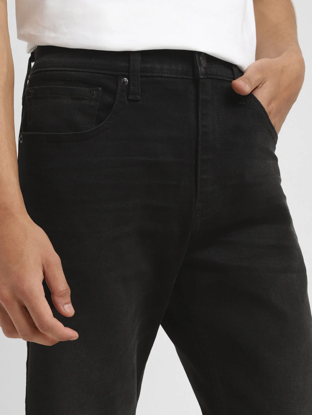 Men's Black Skinny Fit Mid Rise Jeans - Image 4