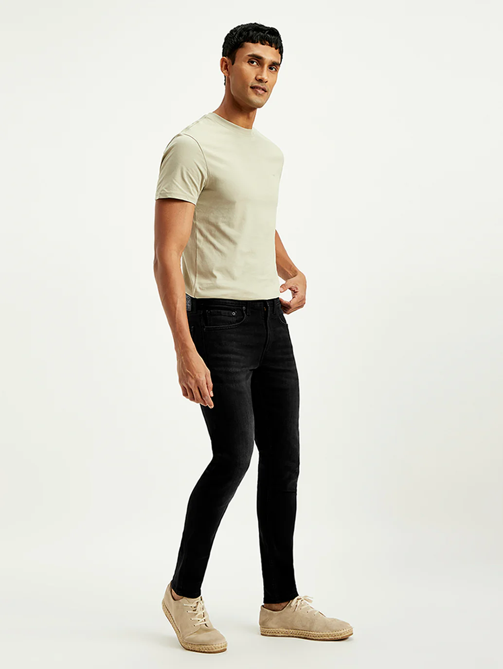 Men's Black Skinny Tapered Fit Mid Rise Jeans - Image 6