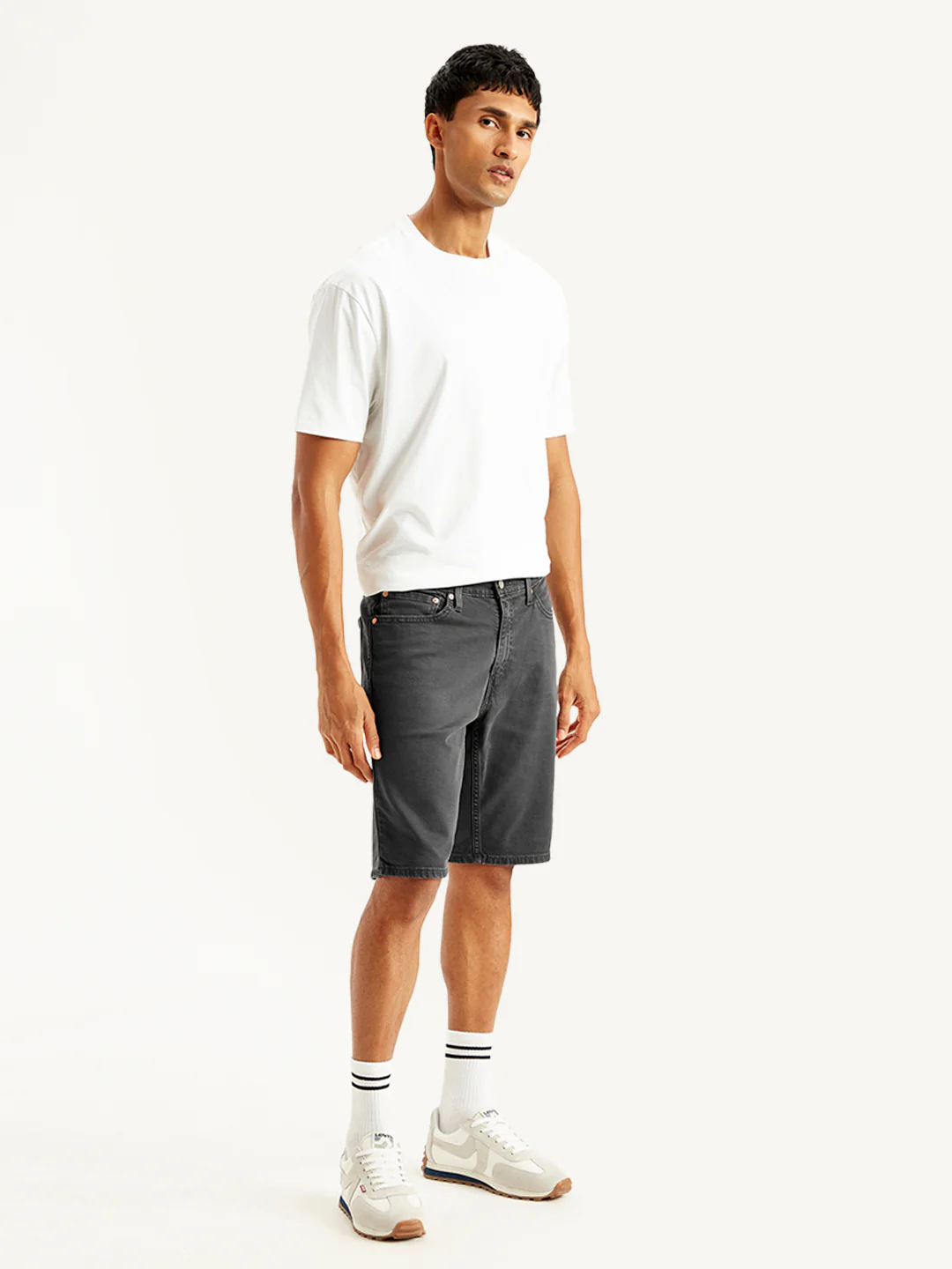 Men's Black Tapered Denim Shorts - Image 4