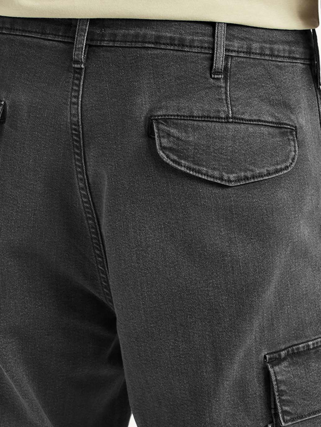 Men's Black Tapered Fit Mid Rise Cargo Jeans - Image 5
