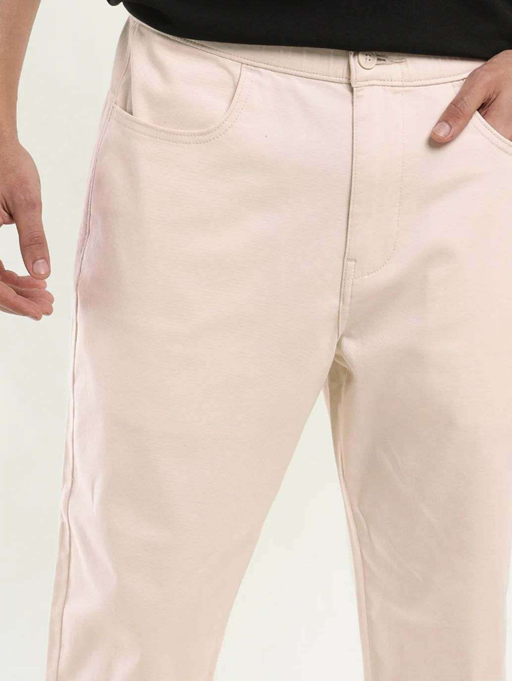 Men's Regular Fit Cargo Trousers - Image 4