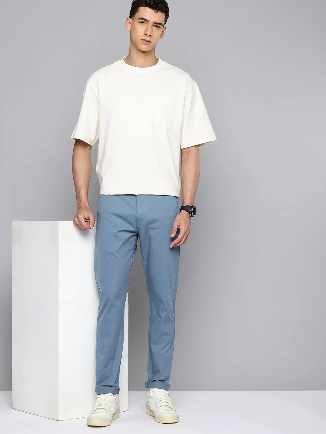 Men's 512 Blue Slim Tapered Fit Trousers