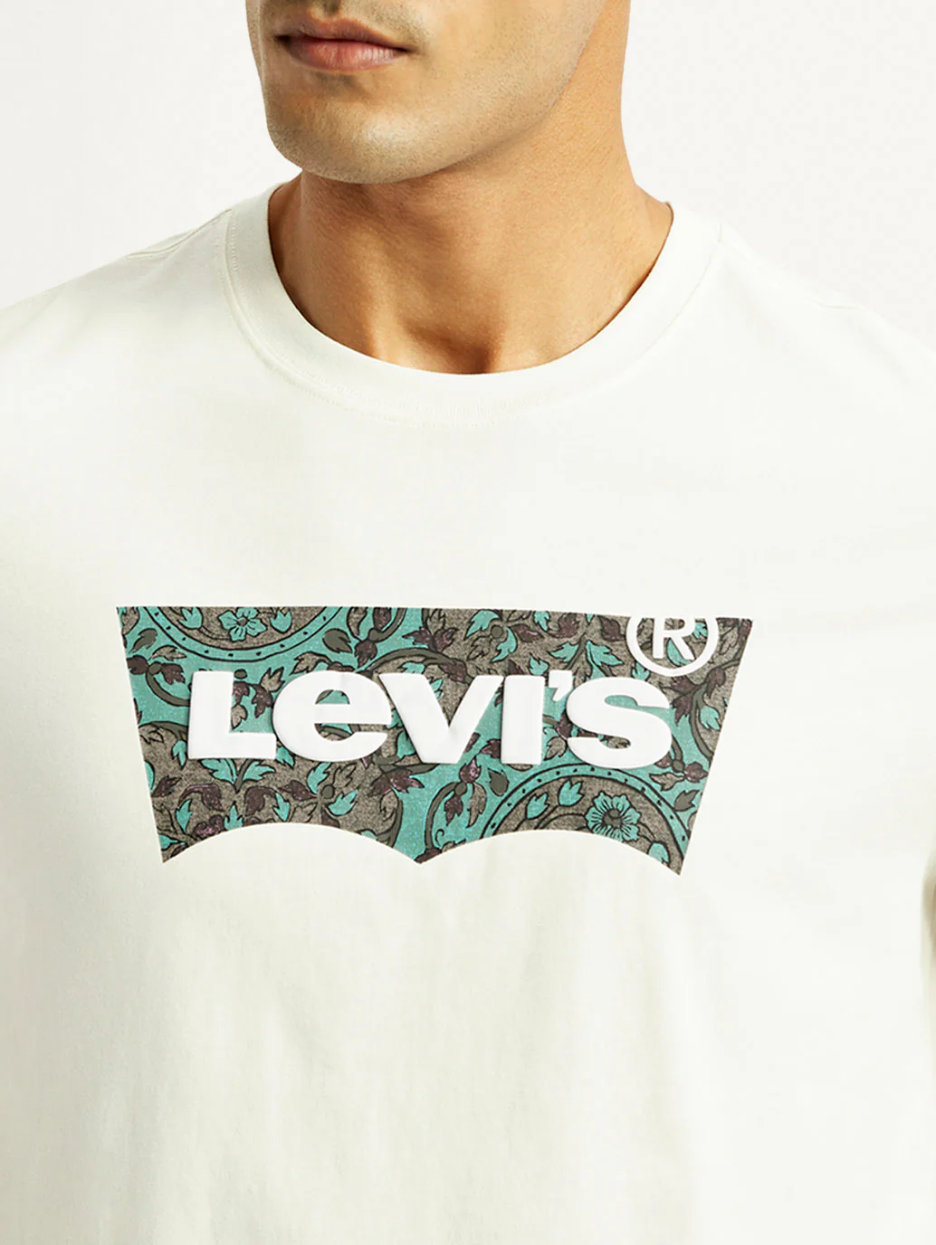 Men's Brand Logo Crew Neck T-shirt - Image 4