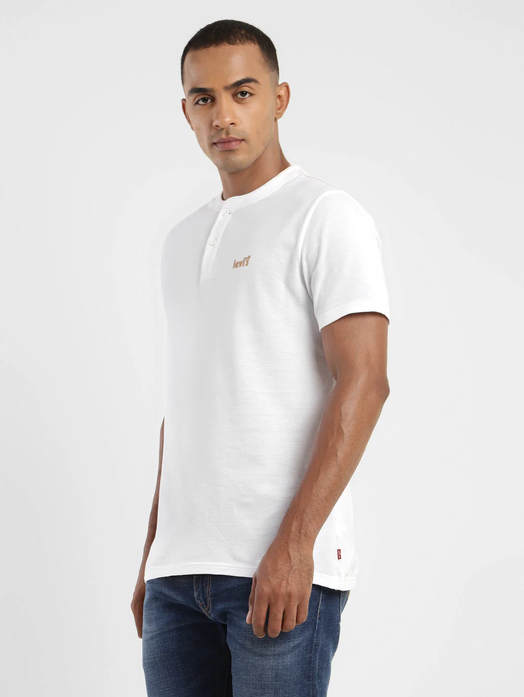 Men's Solid Henley Neck T-shirt - Image 4