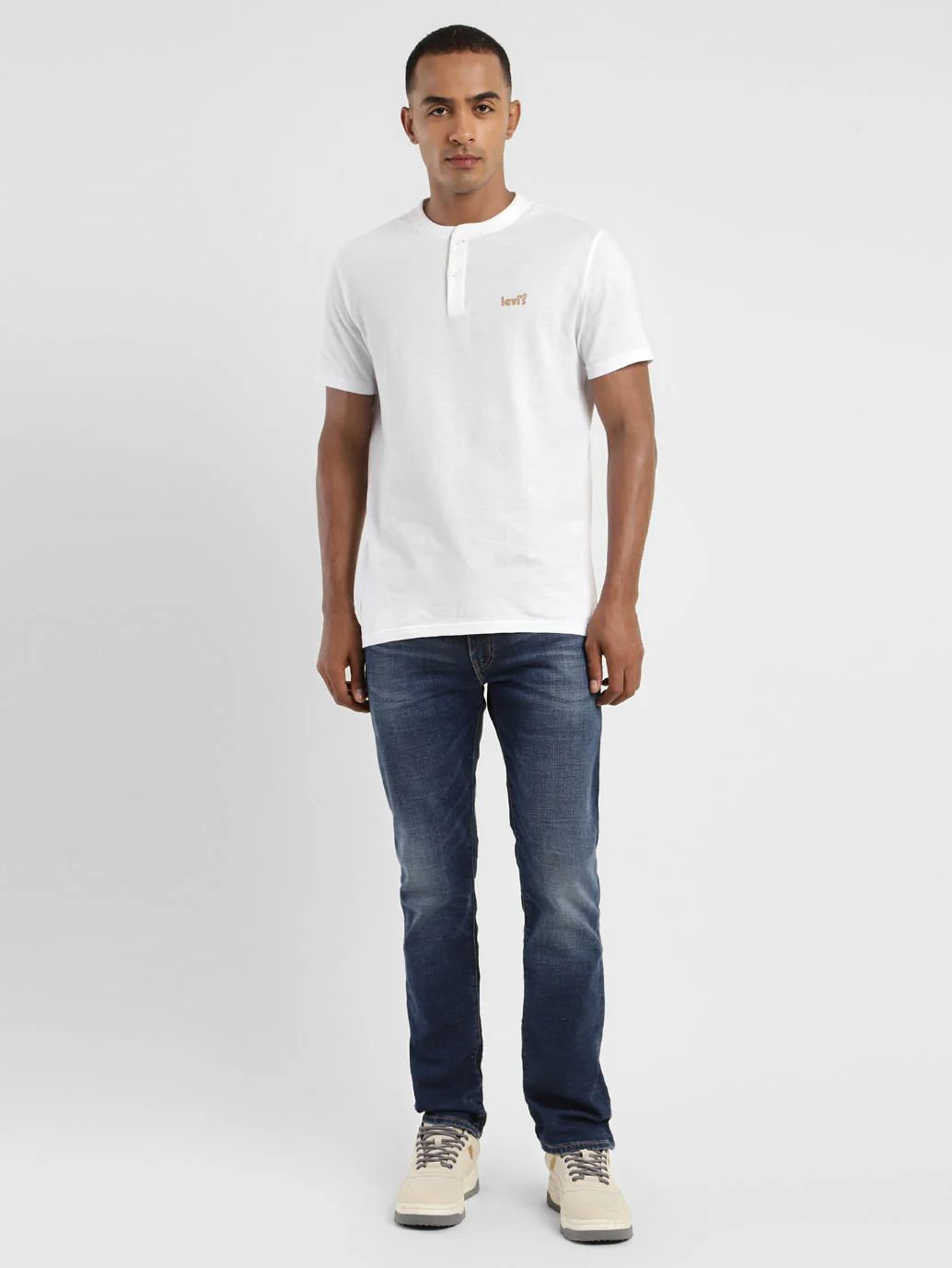 Men's Solid Henley Neck T-shirt - Image 6