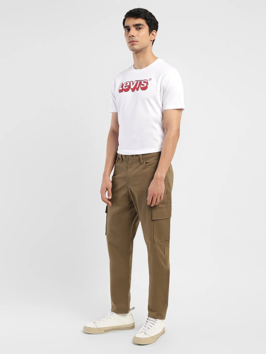 Men's Brown Loose Fit Cargo Trousers - Image 3