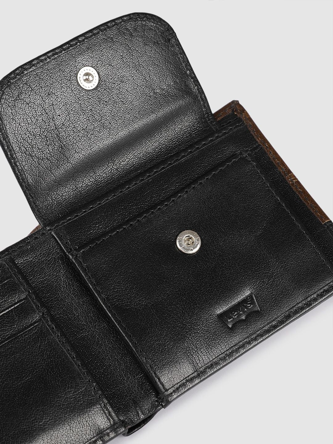Men's Brown Textured Card Holder - Image 7