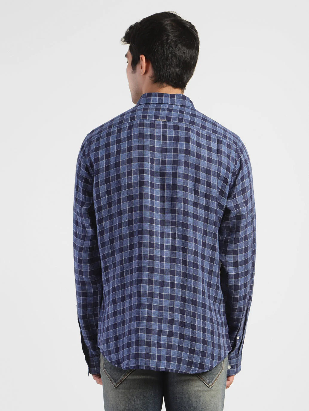 Men's Checkered Spread Collar Linen Shirt - Image 3