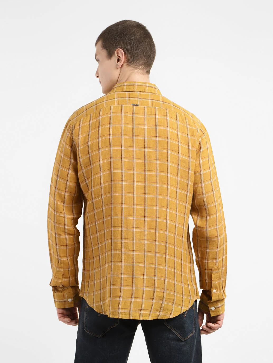 Men's Checkered Spread Collar Linen Shirt - Image 3