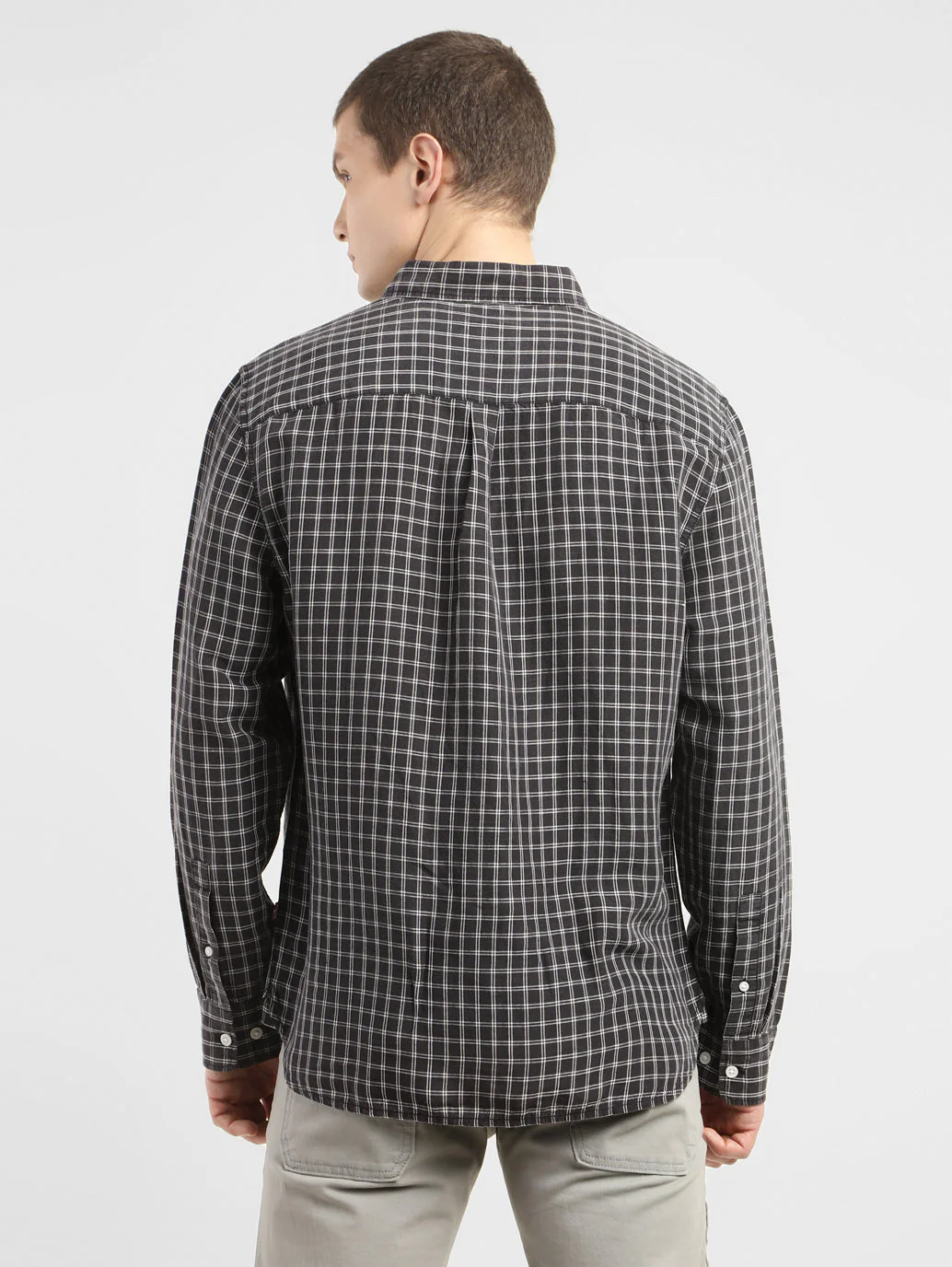 Men's Checkered Spread Collar Linen Shirt - Image 3