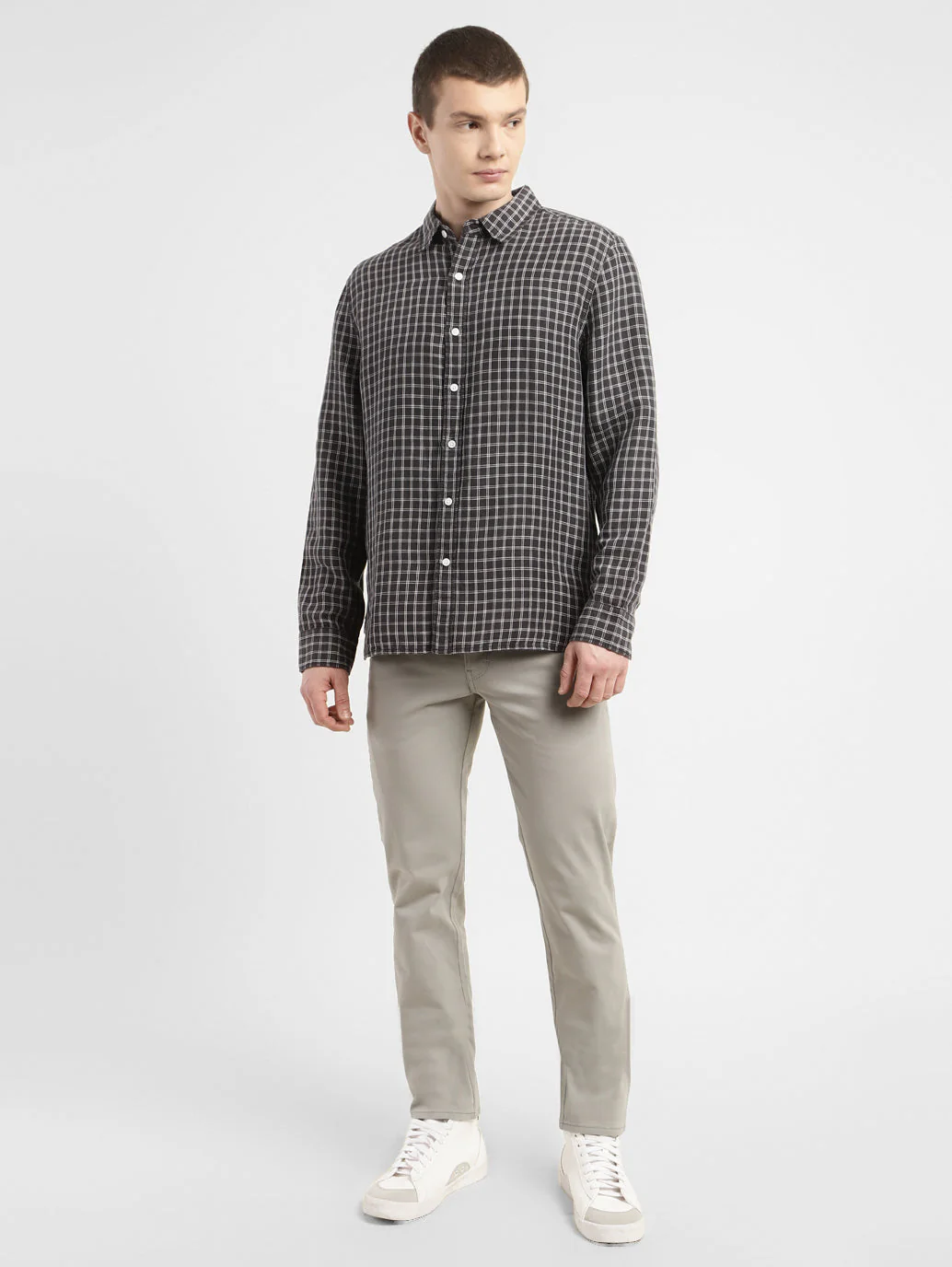 Men's Checkered Spread Collar Linen Shirt - Image 6