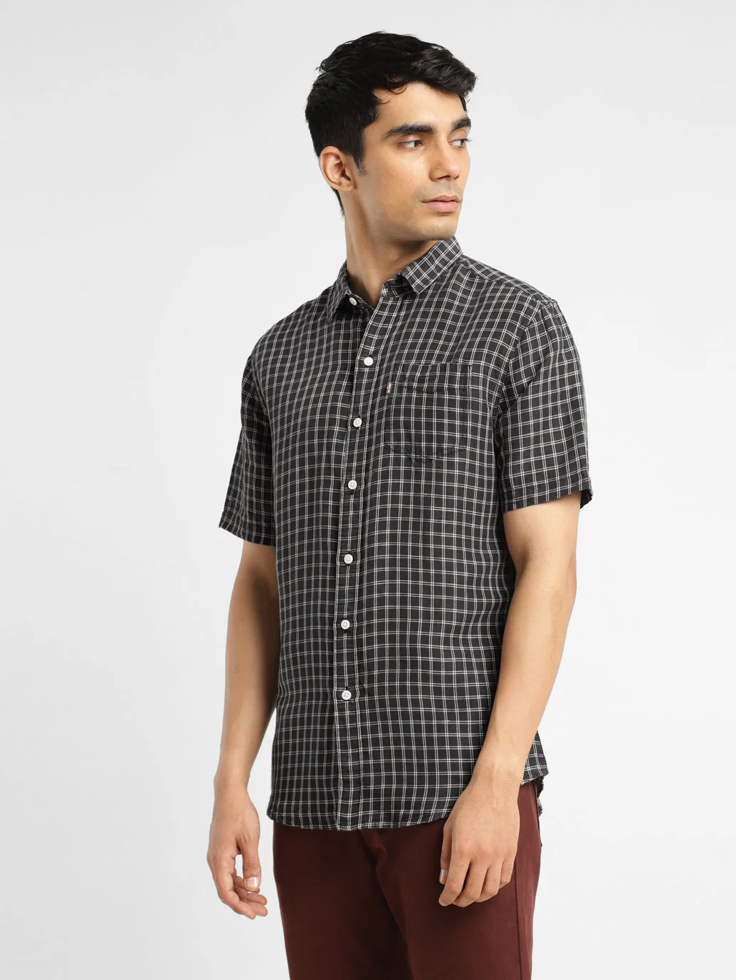 Men's Checkered Spread Collar Linen Shirt - Image 4