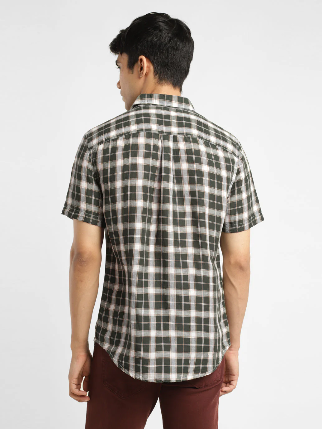 Men's Checkered Spread Collar Linen Shirt - Image 3