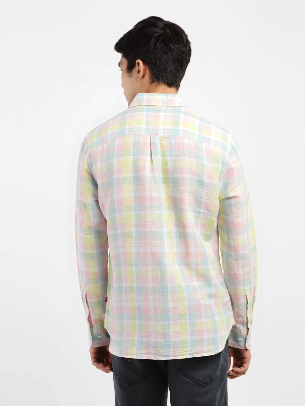 Men's Checkered Spread Collar Linen Shirt - Image 3