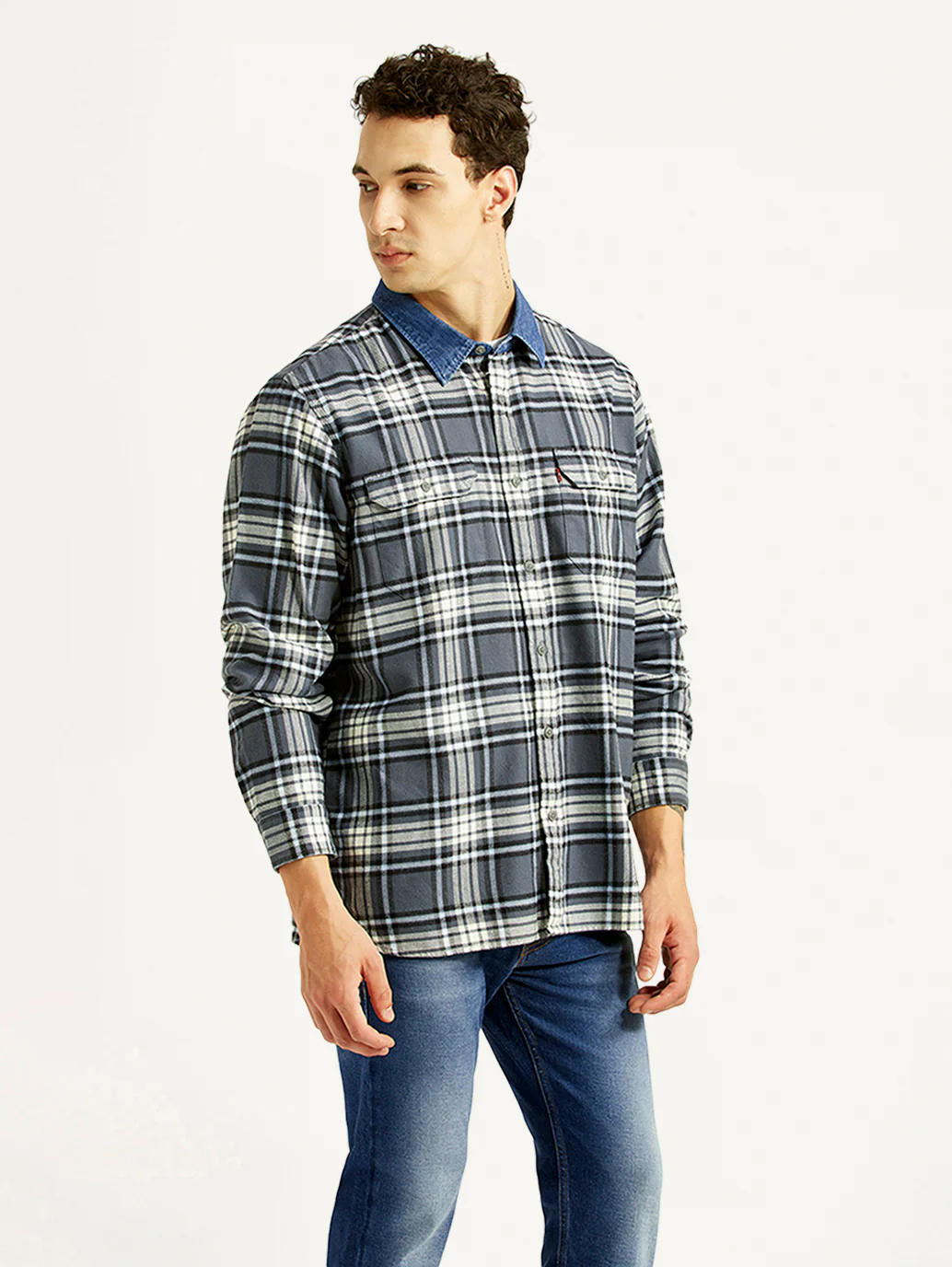 Men's Checkered Grey Relaxed Fit Flannel Shirt - Image 3