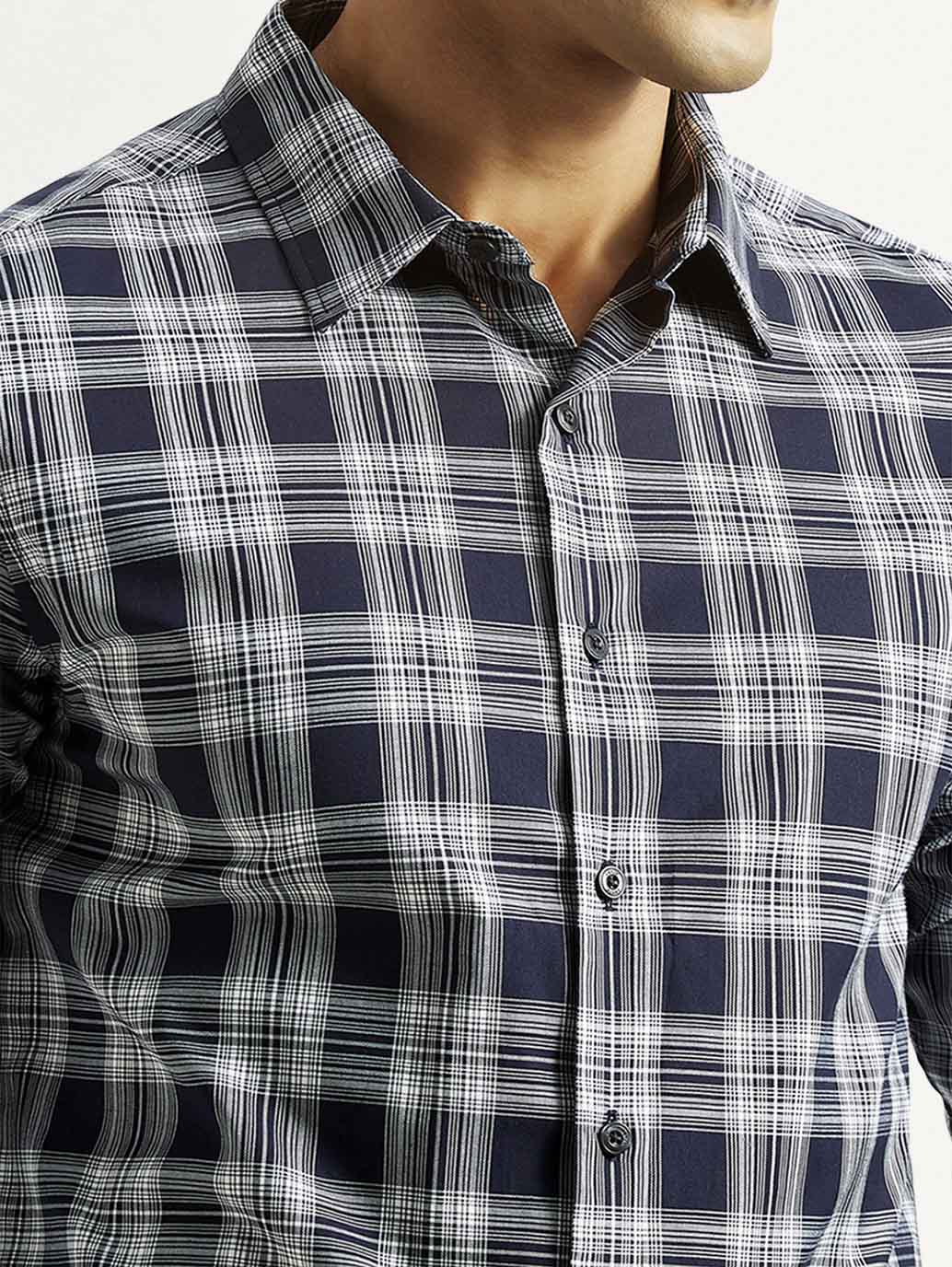 Men's Checkered Navy Slim Fit Shirt - Image 4
