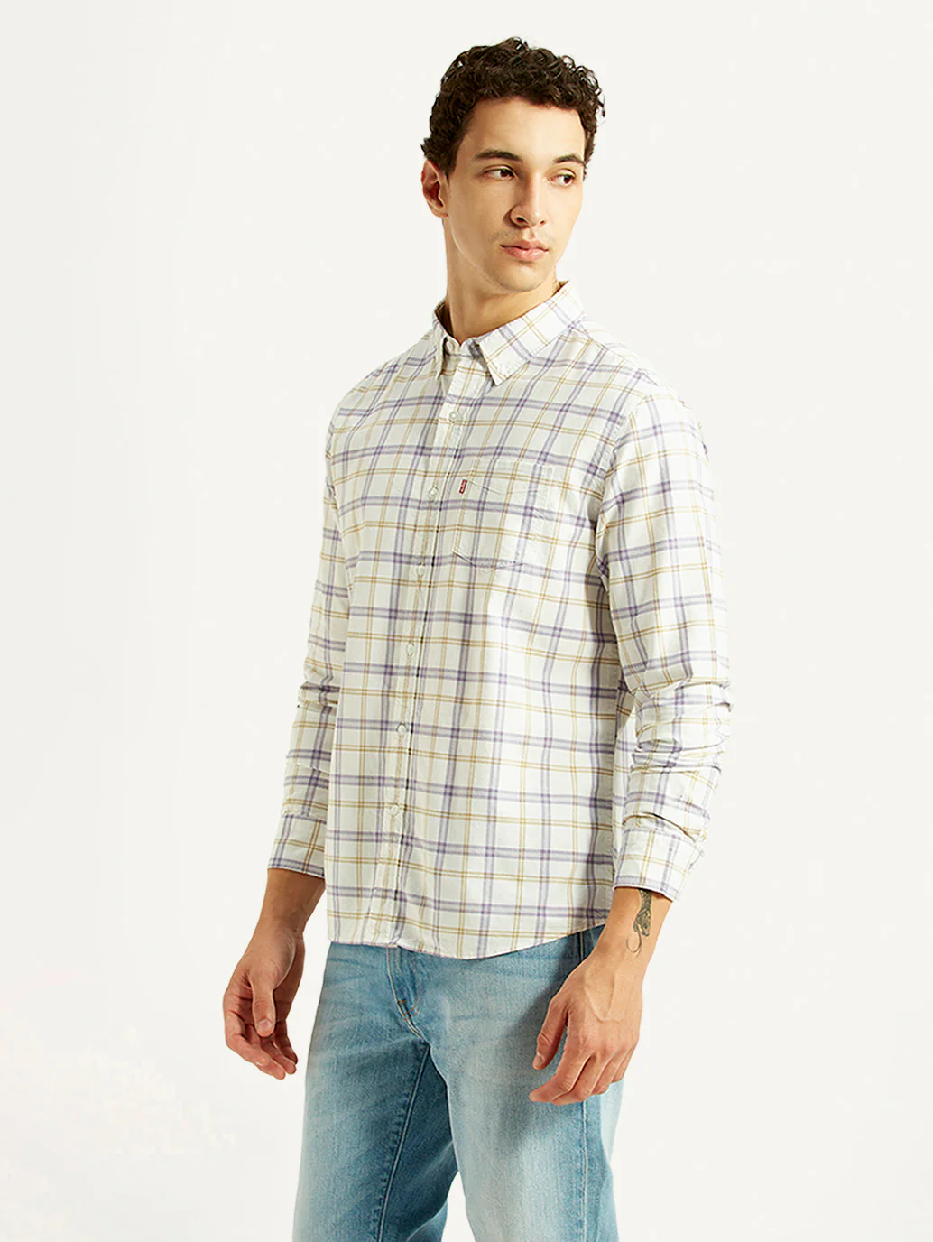 Men's Checkered Off-White Slim Fit Oxford Shirt - Image 5