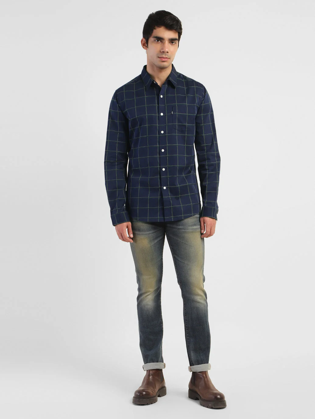 Men's Checkered Spread Collar Linen Shirt - Image 5