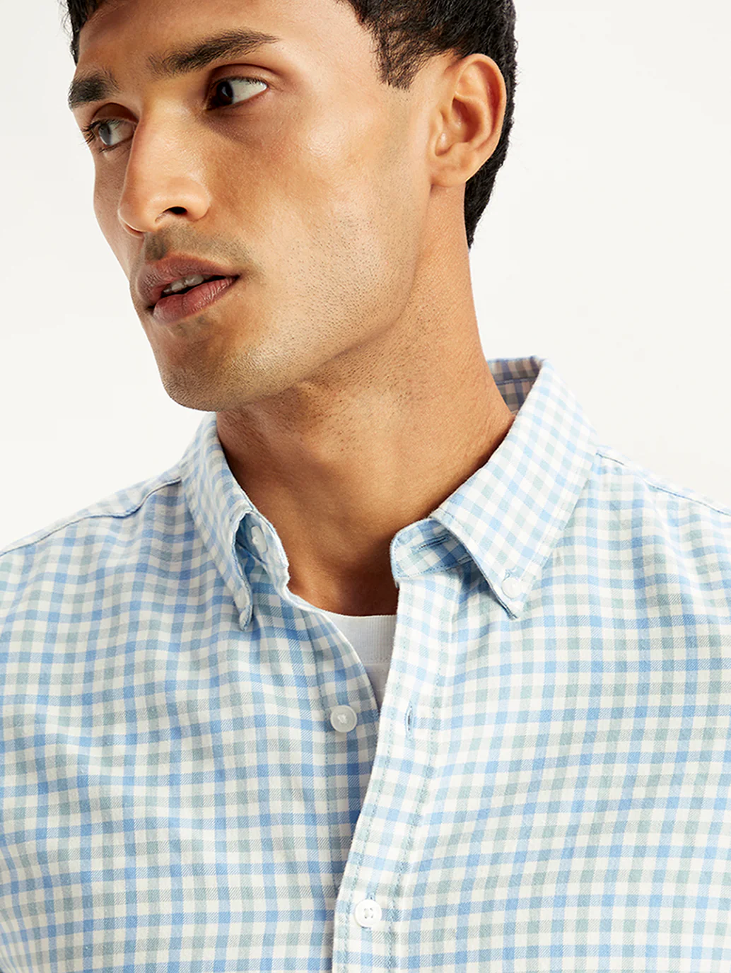 Men's Checkered Spread Collar Shirt - Image 5