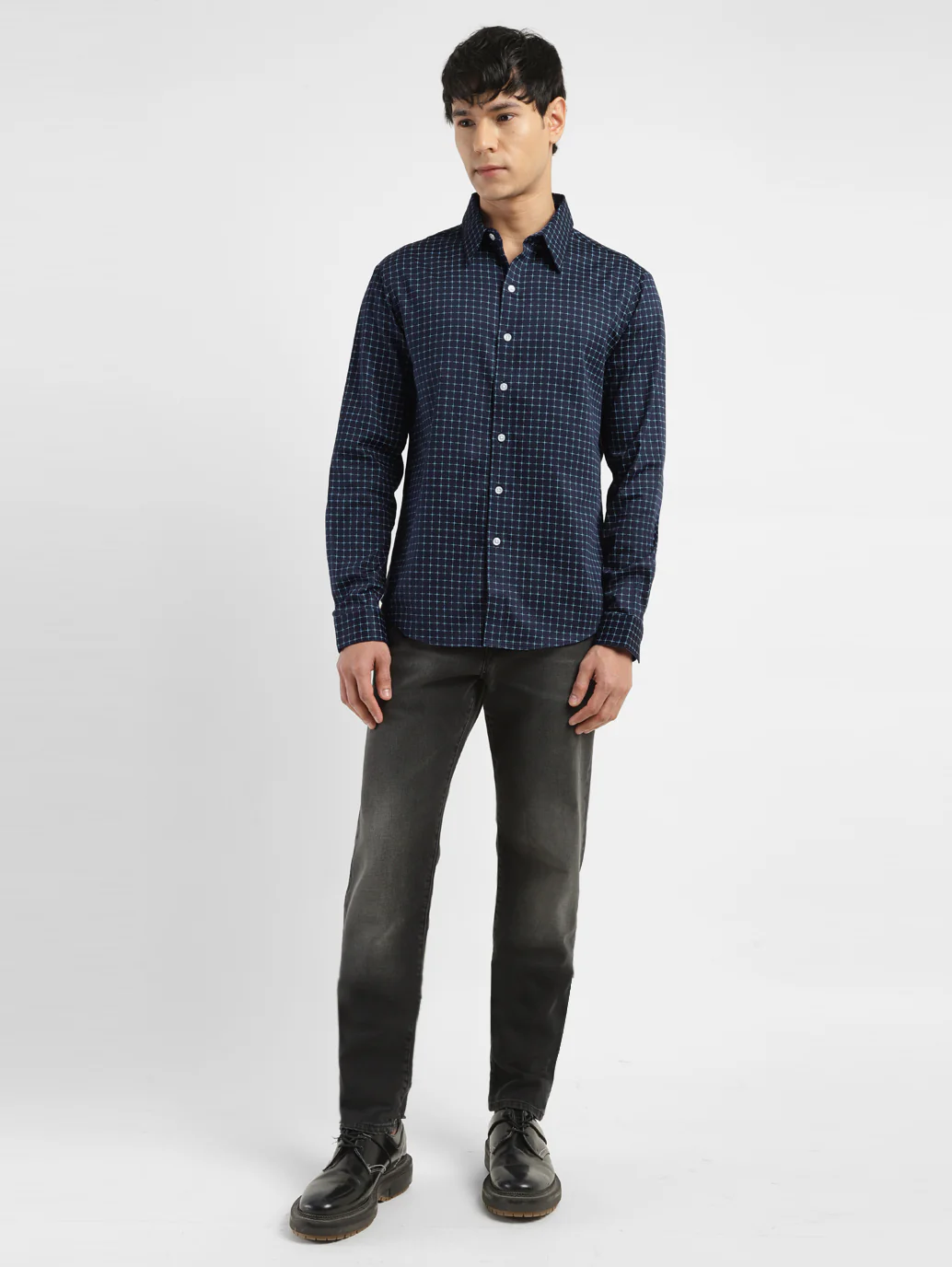 Men's Redloop Checkered Spread Collar Shirt - Image 8