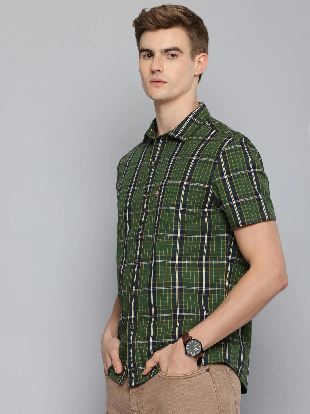 Men's Checkered Spread Collar Shirt - Image 3