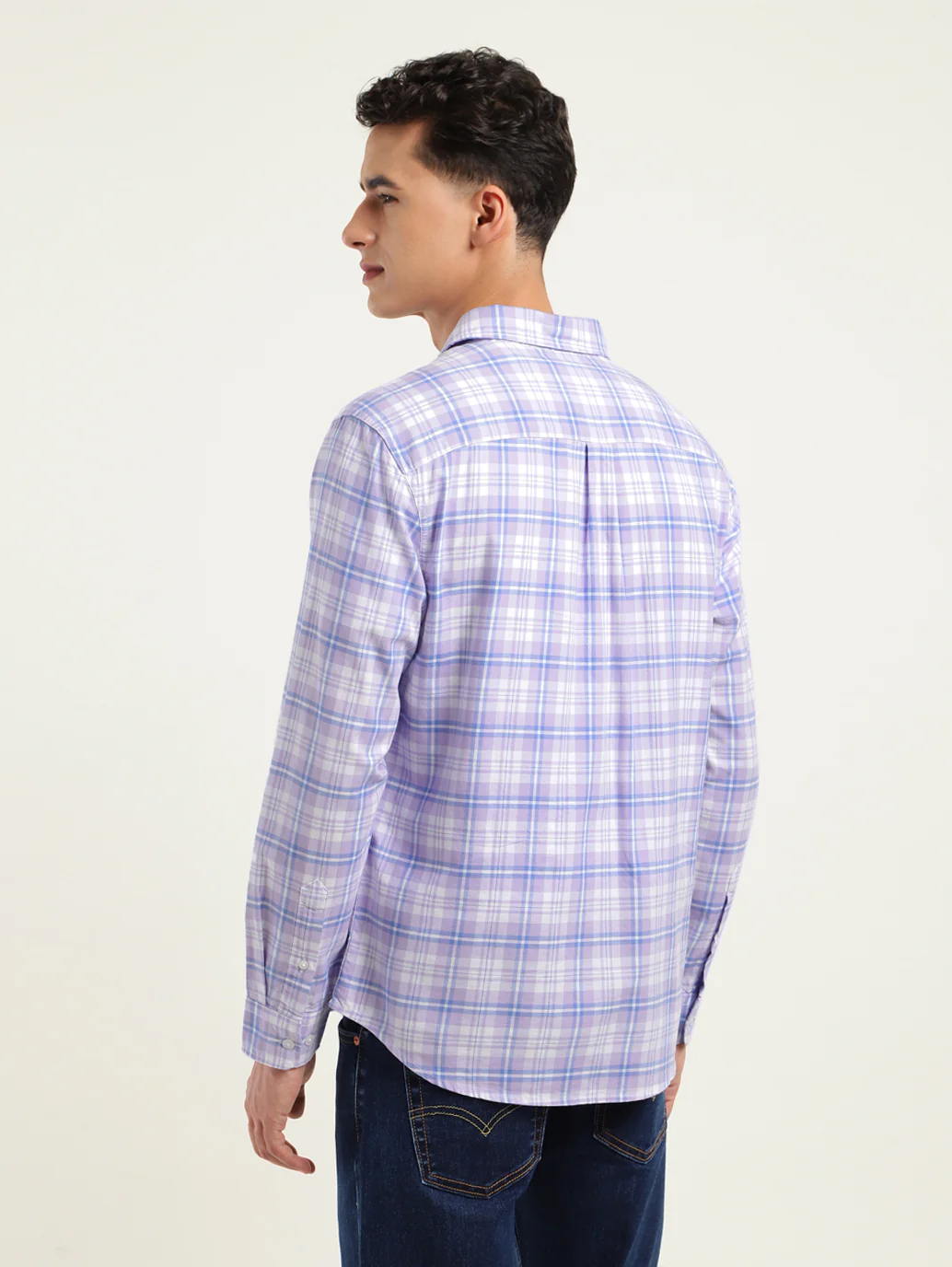 Men's Checkered Spread Collar Shirt - Image 4