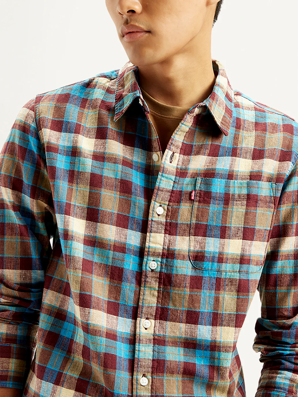 Men's Checkered Spread Collar Shirt - Image 4